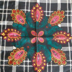 Vintage 1995 NWT Diane Von Furstenberg 100% Silk Scarf